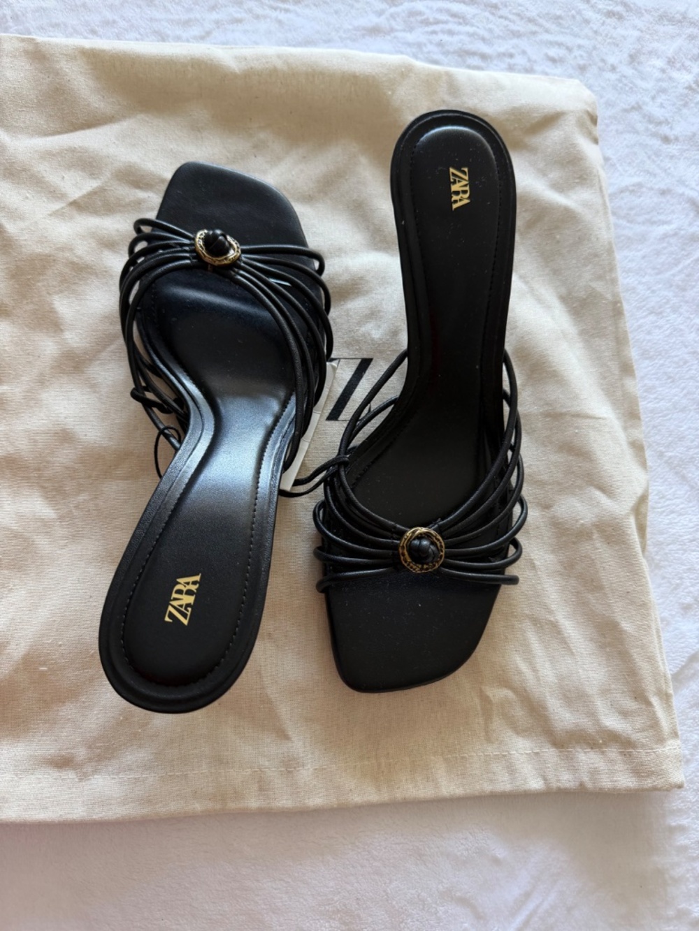 Sandals - Picture 5 of 7